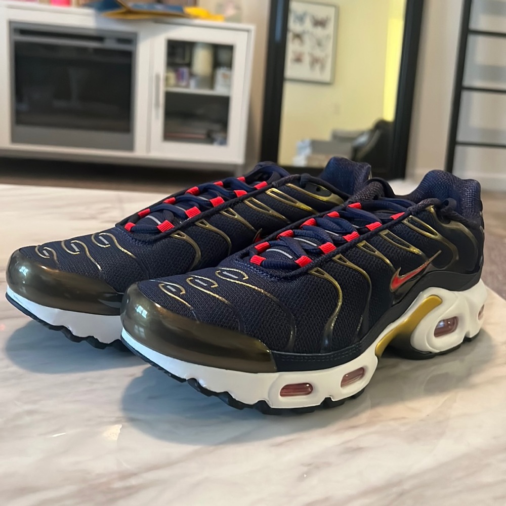 Youth (Women’s) Nike Air Max
